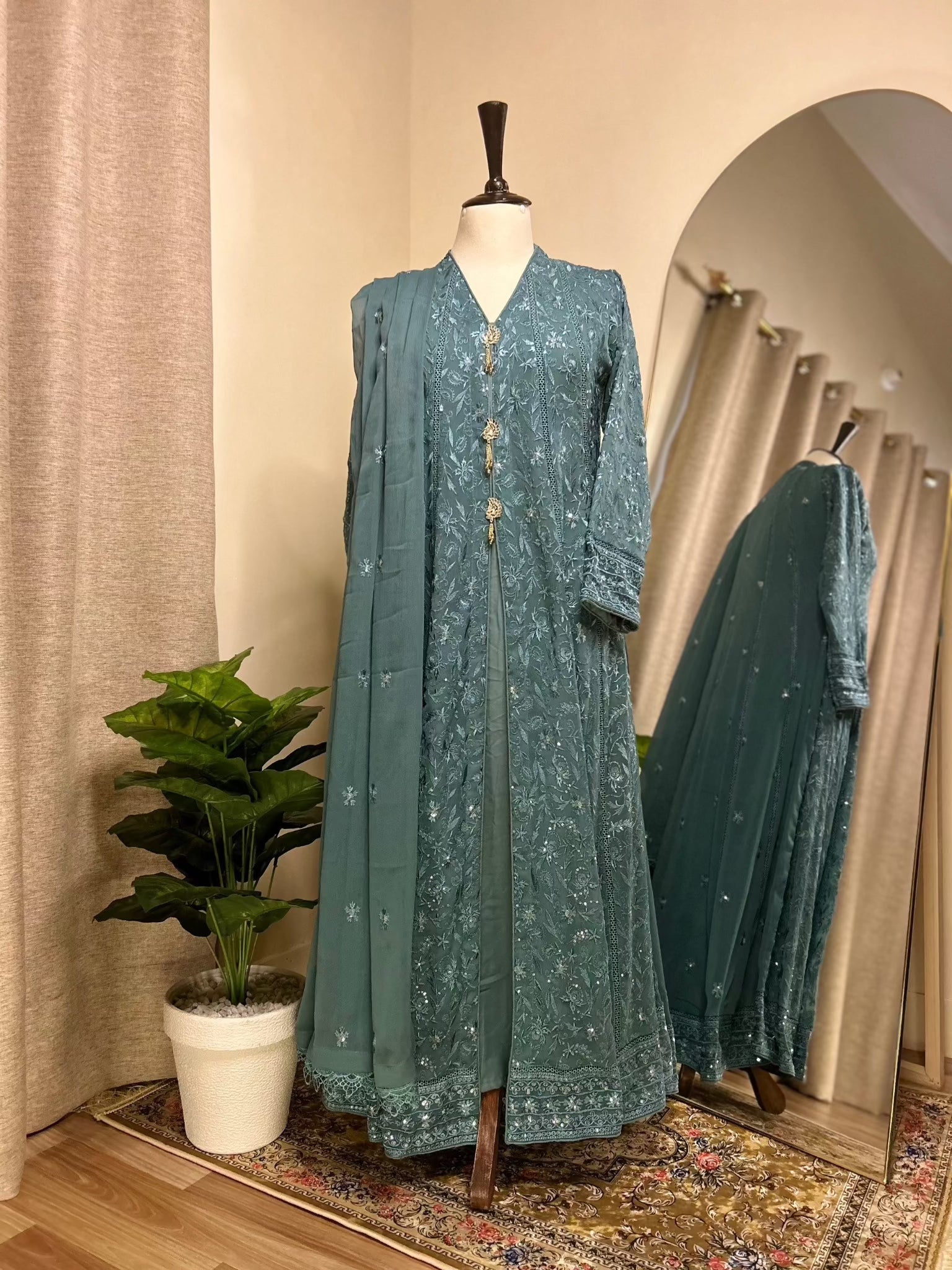 Stylish Pakistani Indian Chiffon Long Gown Dress Complete Look | Zarveil